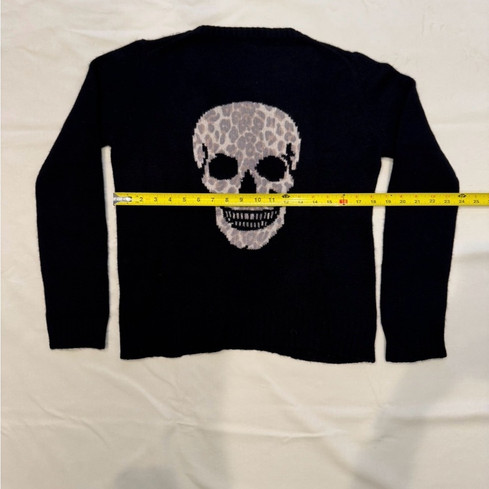 Skull Cashmere Black Sweater with Skull Tan Camouflage Design On Back - Picture 7 of 16